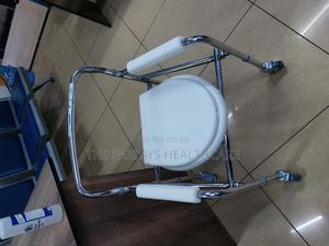 Commode Seat With Wheels. - thumbnail 2