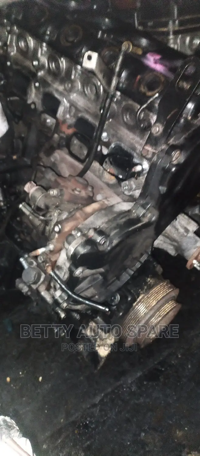 Nissan Navara Hard Body Slim Engine YD 25