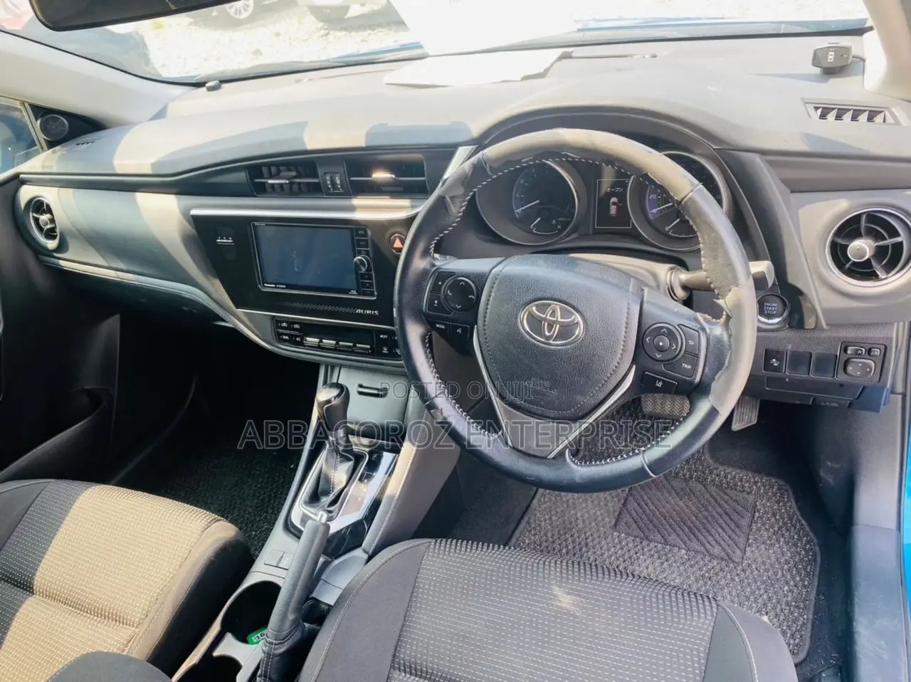 Toyota Auris 2016 Blue