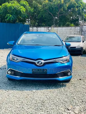 Toyota Auris 2016 Blue