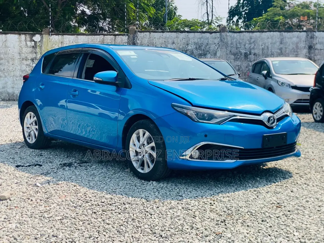 Toyota Auris 2016 Blue