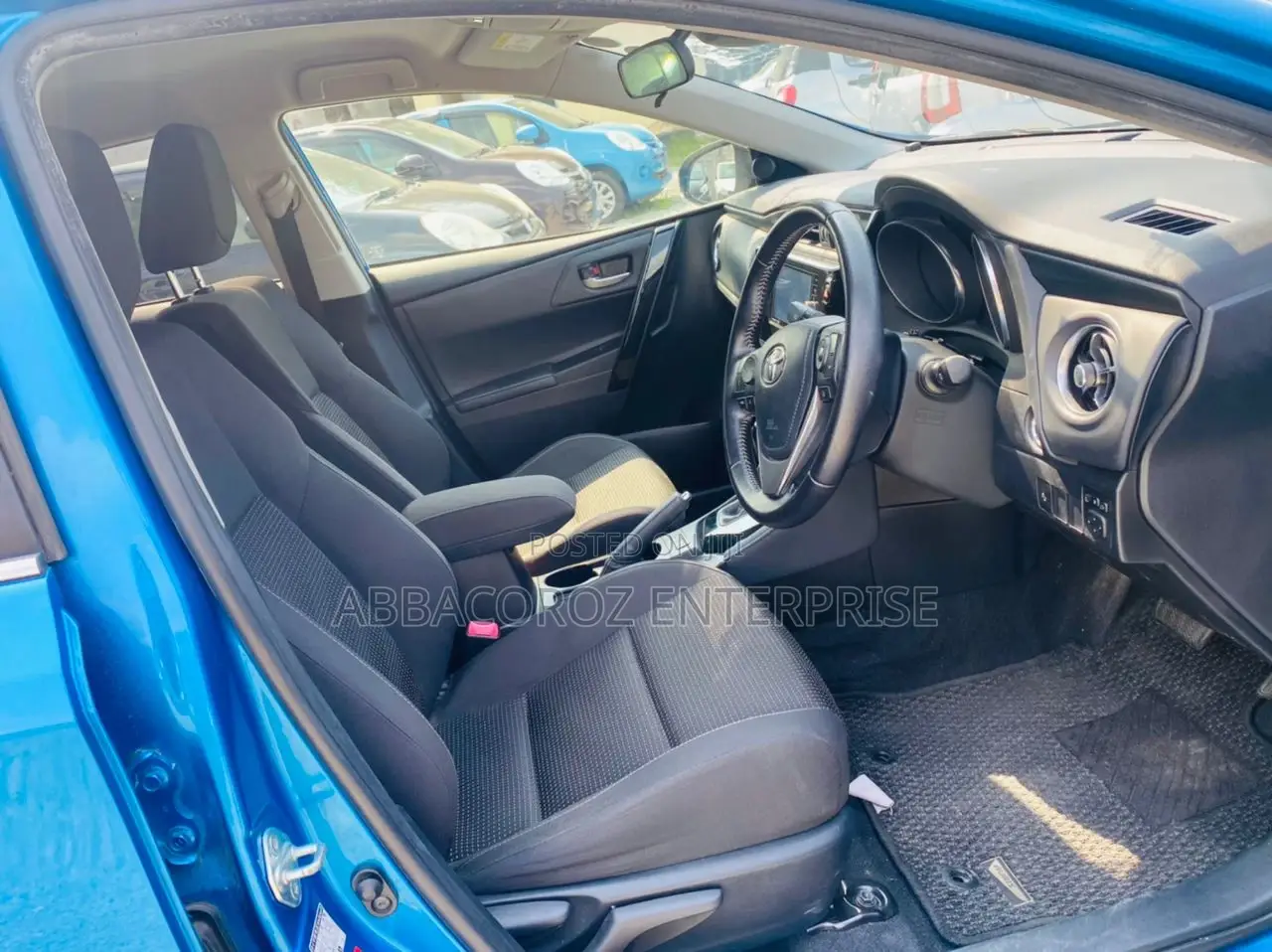 Toyota Auris 2016 Blue