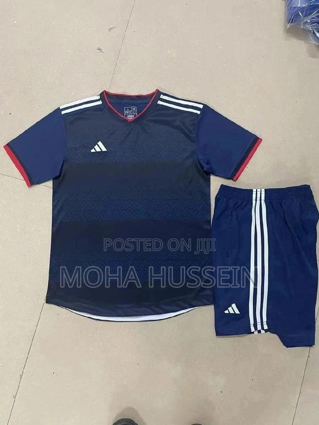 Football Teams Uniforms - thumbnail 2