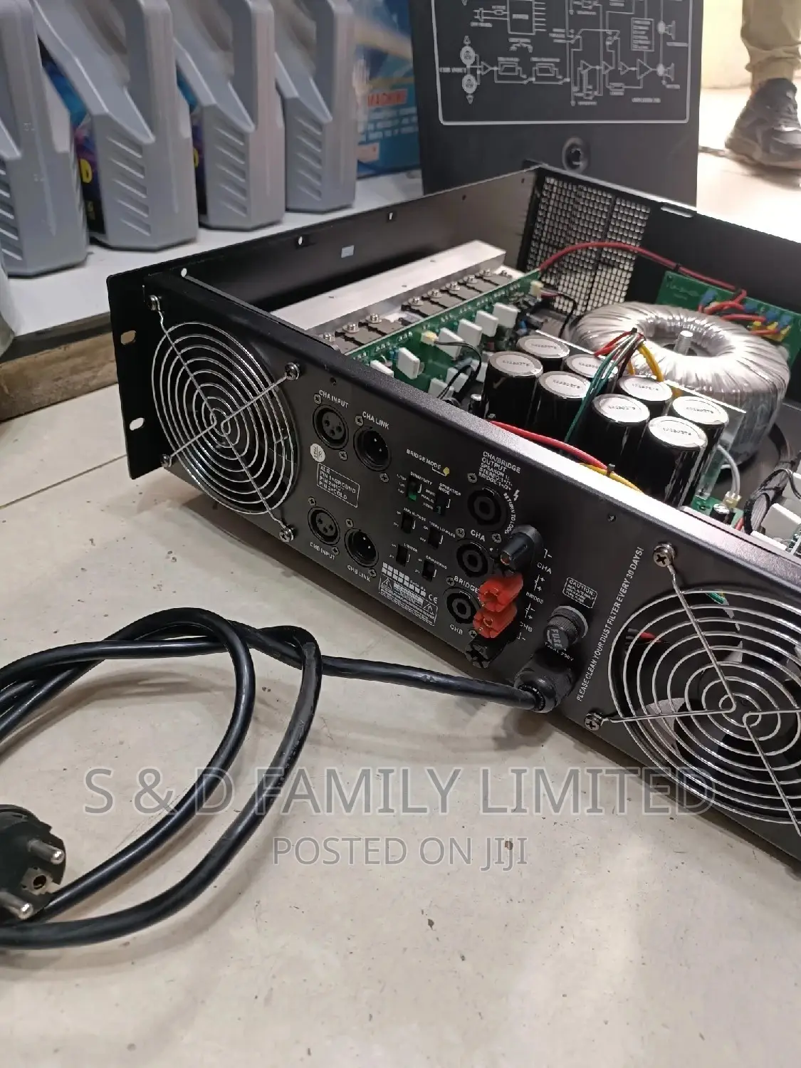 Crest Audio CA9 Amplifier