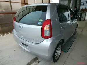 Toyota Passo 2016 Gray
