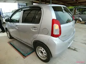 Toyota Passo 2016 Gray
