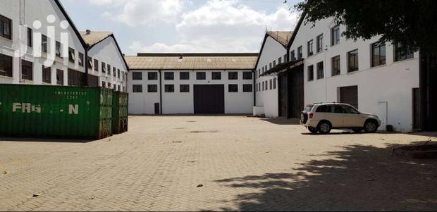 Godown/Warehouse to Let - main view