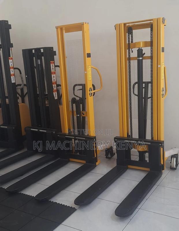 Manual Stacking Machine., - main view