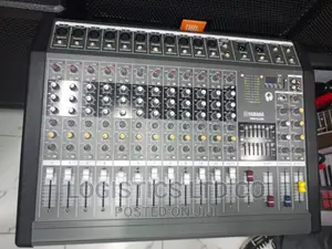 Yamaha PMX12 Powered Mixer 12channels