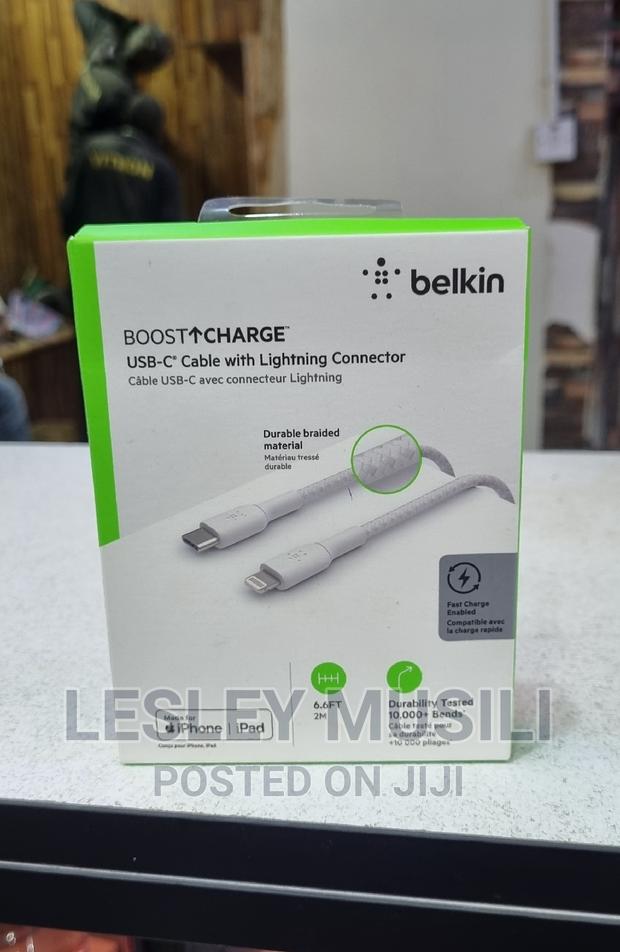BELKIN USB-C Cable With Lightning Connector + Strap - main view