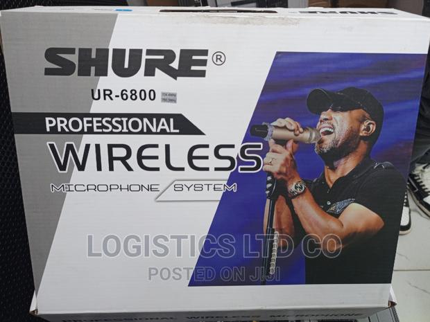 Shure UR 6800 Dual Channel UHF Wireless Microphone System - thumbnail 2