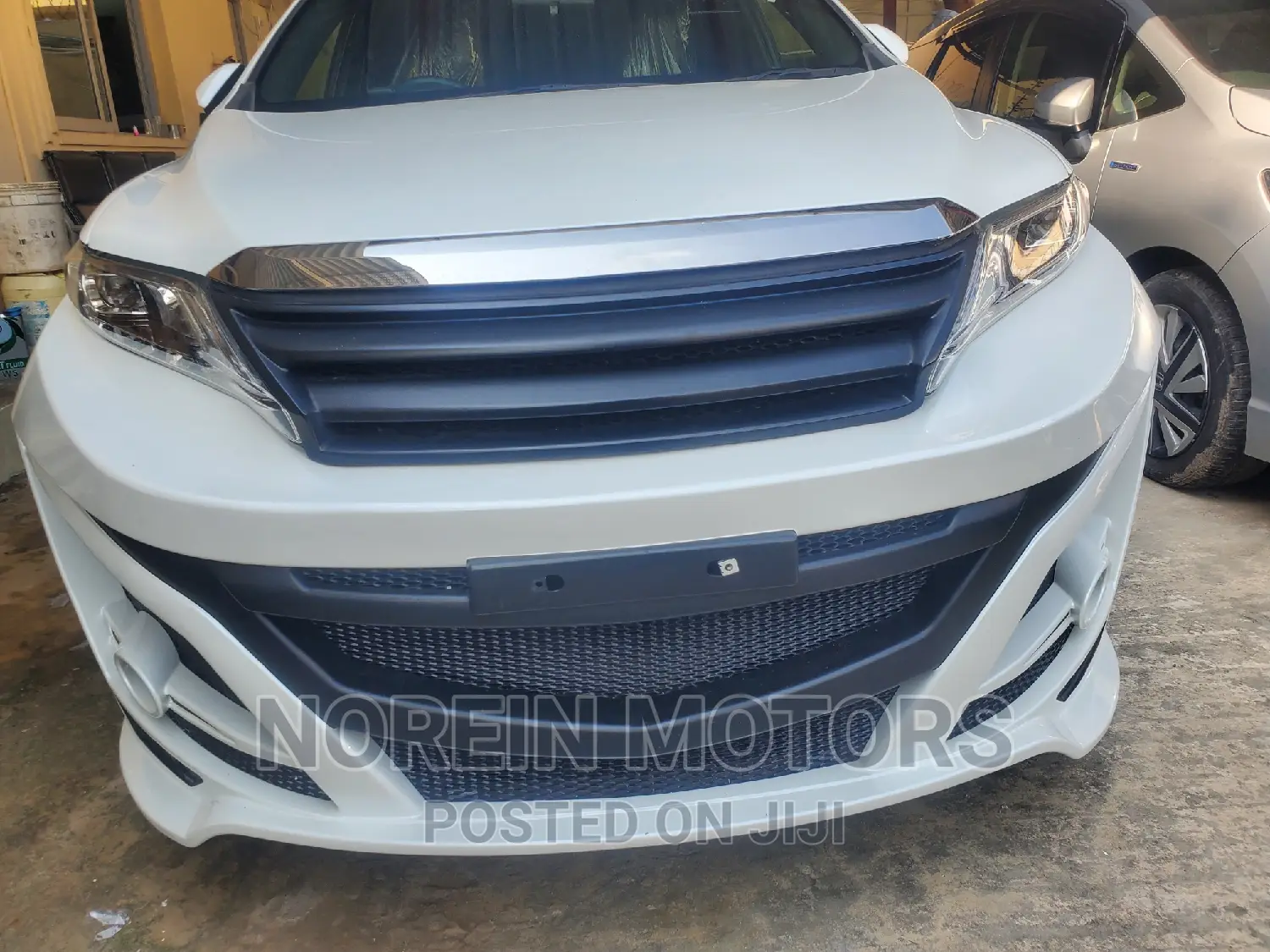 Toyota Harrier 2019 White