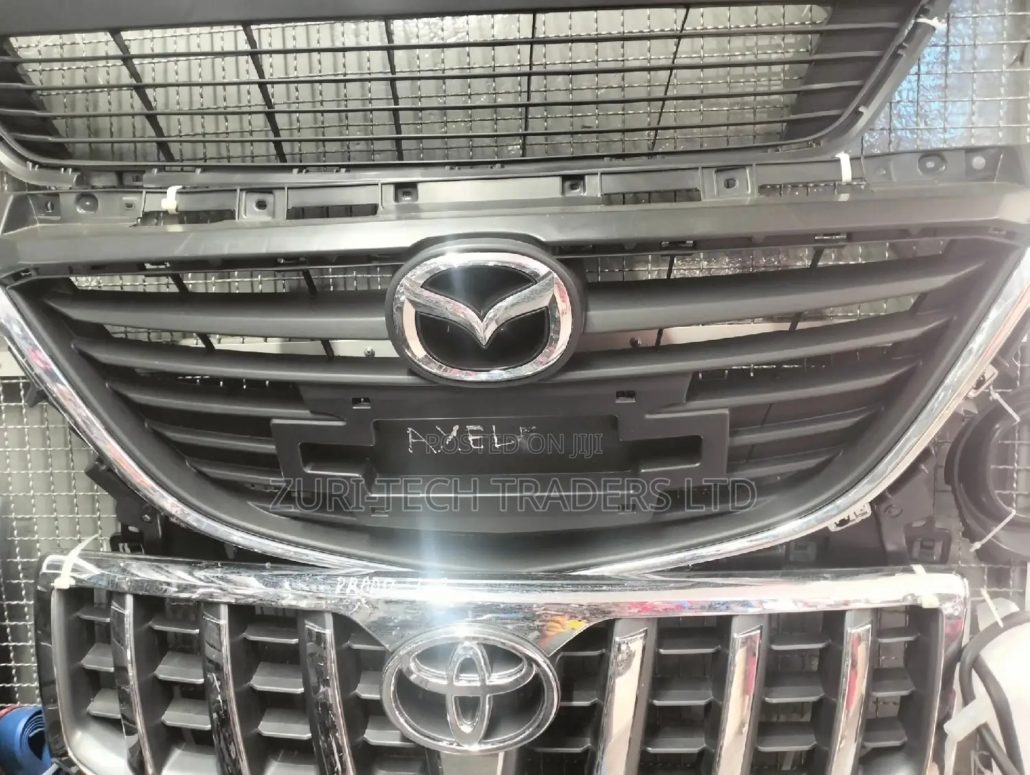Mazda Axela 2014-2015 Front Grille