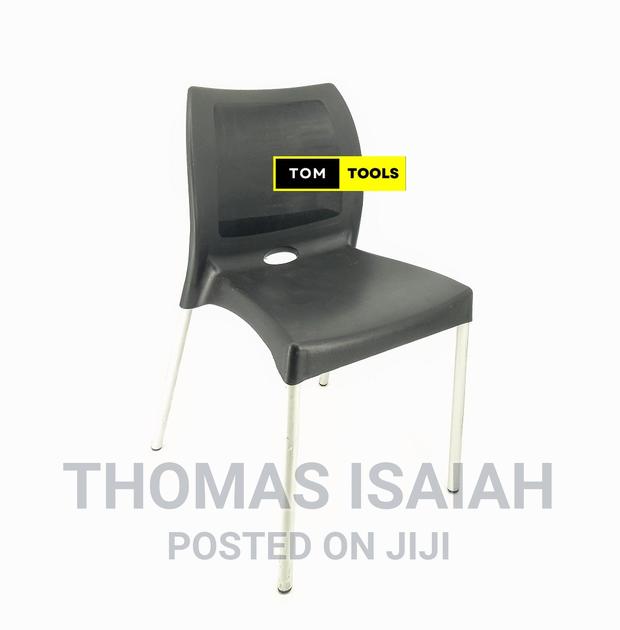 Black Bruno Strong Armless Comfortable Plastic Chair With Me - thumbnail 3