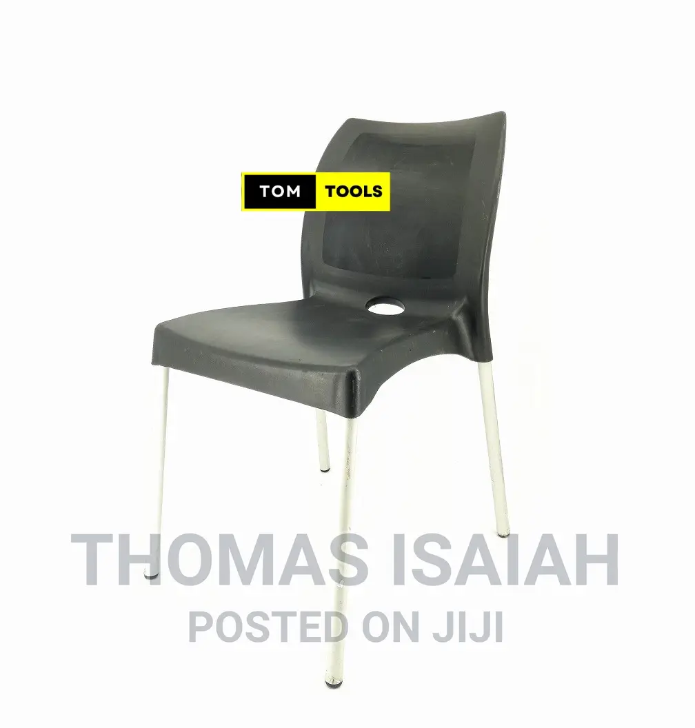 Black Bruno Strong Armless Comfortable Plastic Chair With Me