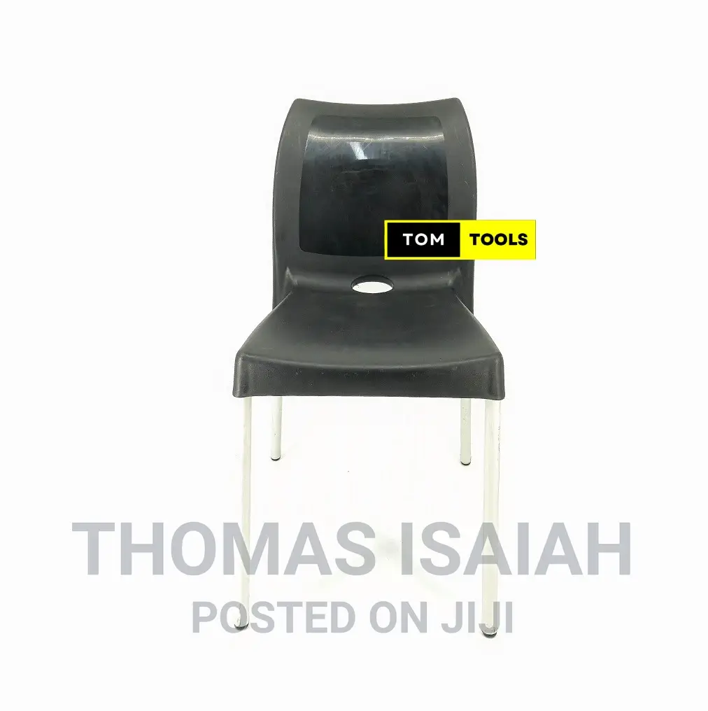 Black Bruno Strong Armless Comfortable Plastic Chair With Me
