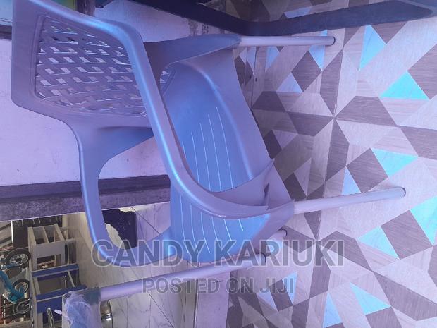 Grey Salon Chair - main view