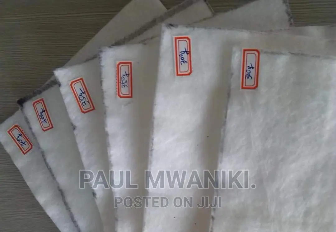 Nonwoven Geotextile Is Made of Polyester, Needle-Punched