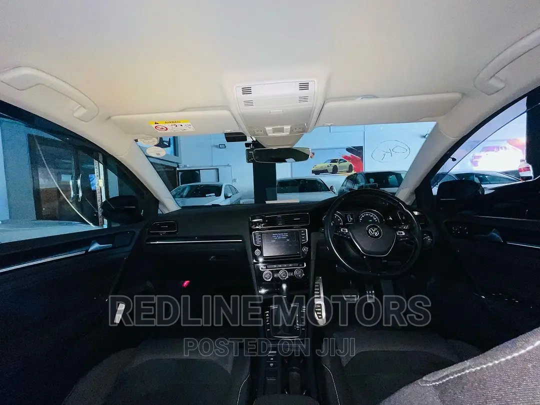 Volkswagen Golf Variant 2017 Silver
