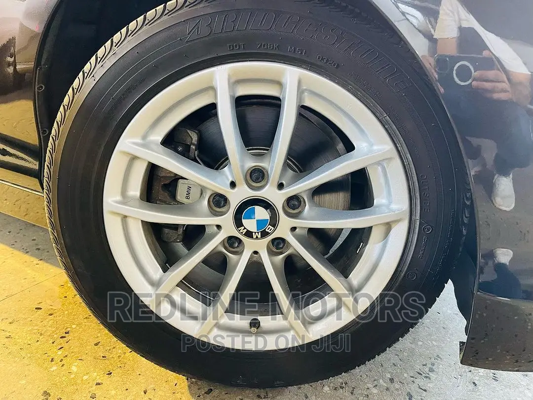 BMW 118i 2016 Black
