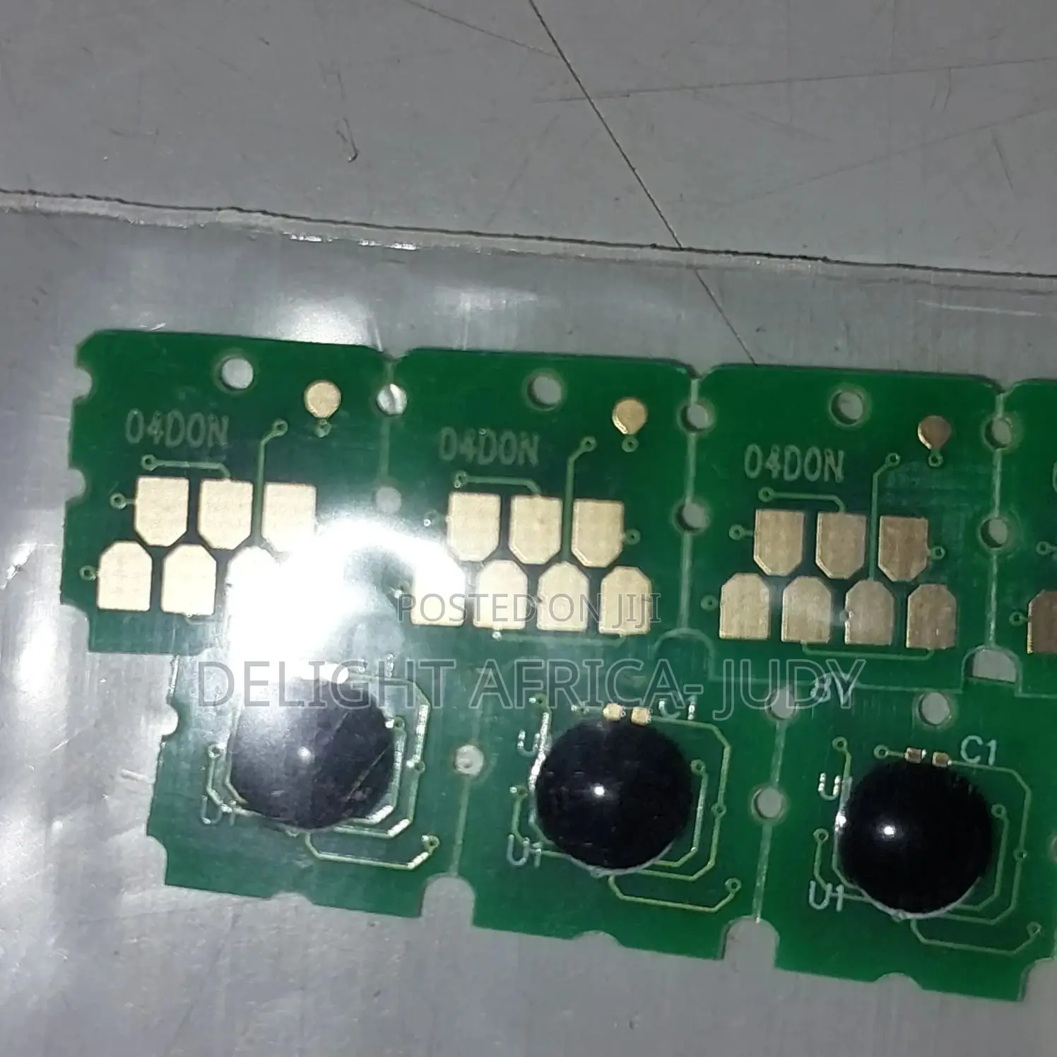 Epson E-04d0 Maintenance Box for T04D0 and C13T04D000 CHIP