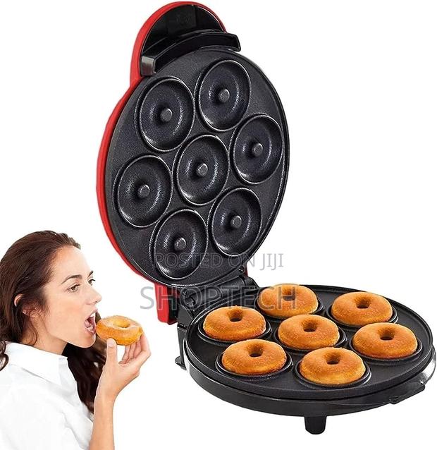 7holes Donut Maker Available