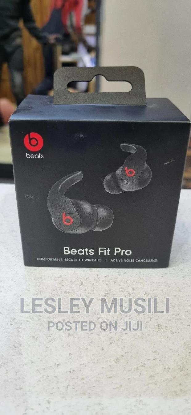 Beats Fit Pro True Wireless Earbuds — Beats Black - thumbnail 2