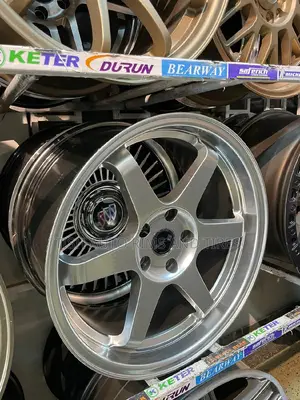Toyota Crown, Harrier Mark X,Cluger 18 Inch Rims Set