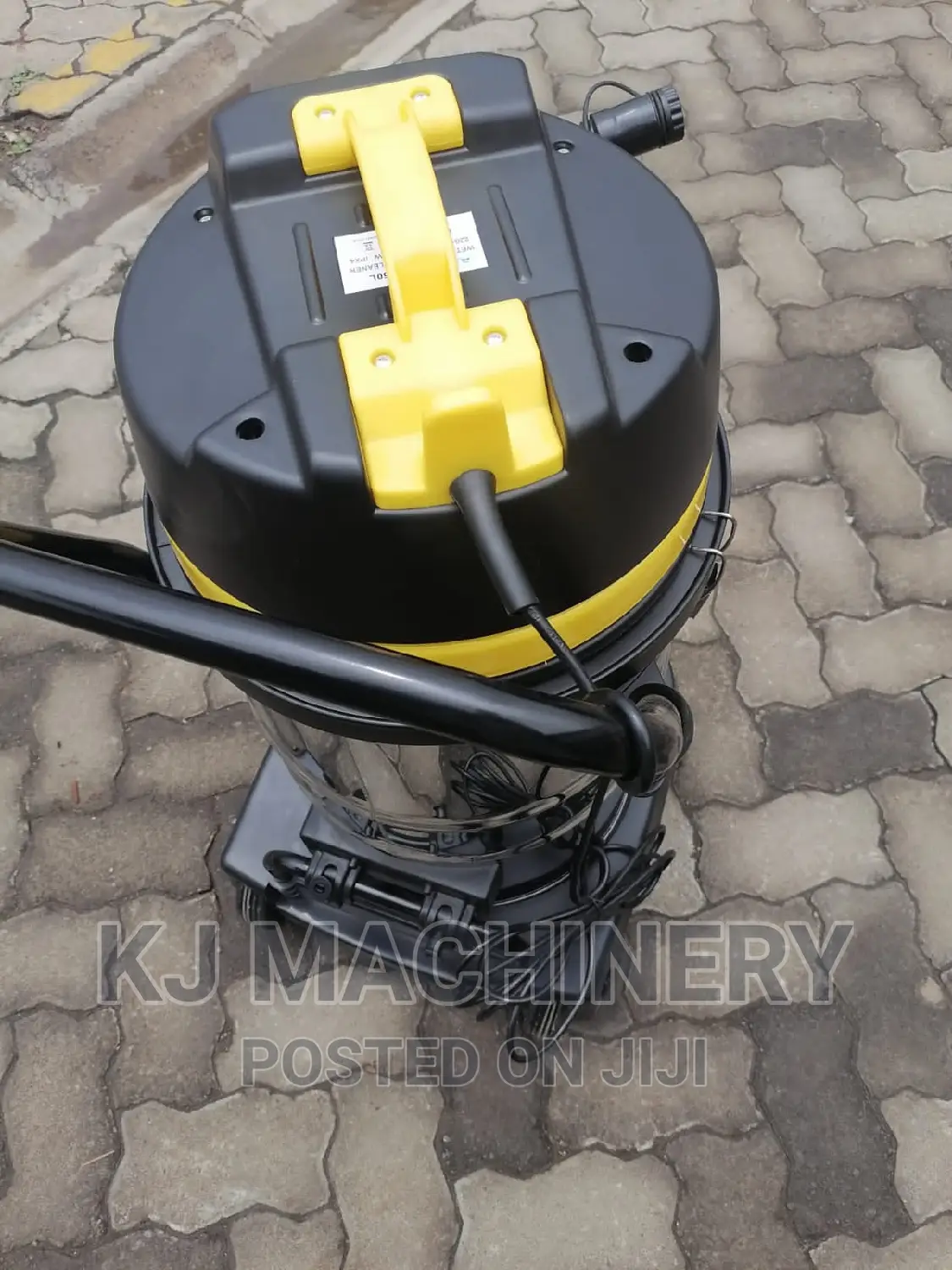 Wet and Dry Vacuum Cleaner-220v-240v~50hz