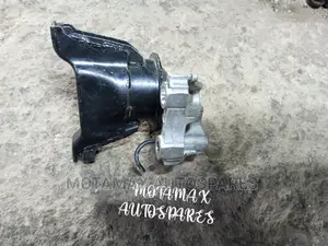 Honda CR-V RM1 Engine Mounting