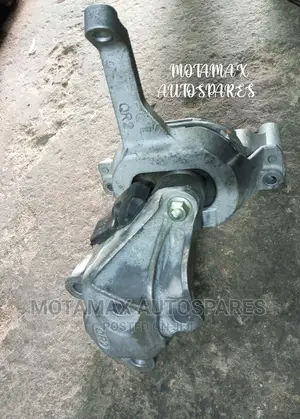 Nissan Teana L33 Engine Mounting