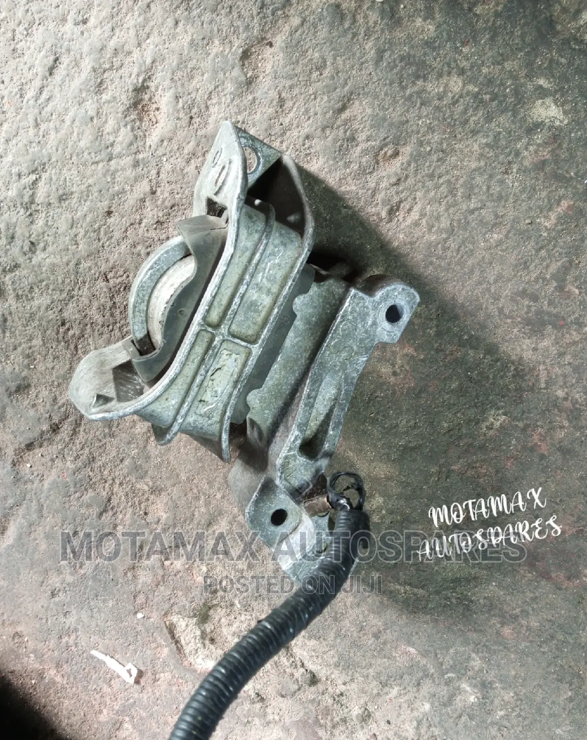 Issan Juke Engine Mounting