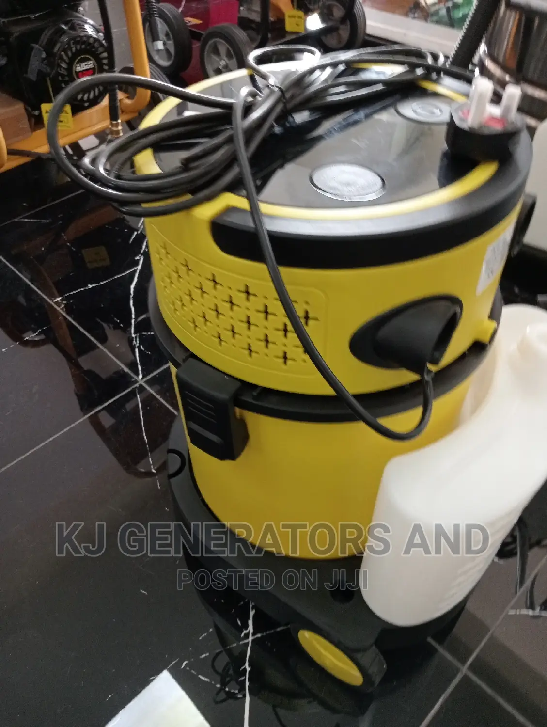 20litres Wet and Dry Carpet Cleaner -AICO