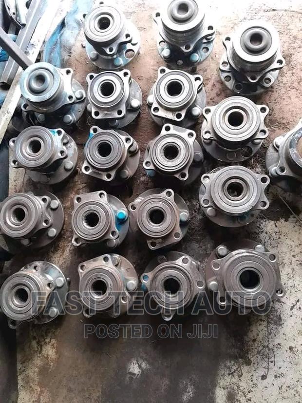 Subaru Rear and Front Hubs