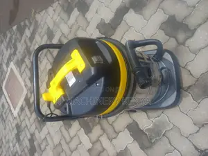 Wet and Dry Vacuum Cleaner