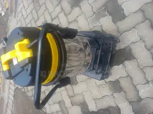 Wet and Dry Vacuum Cleaner
