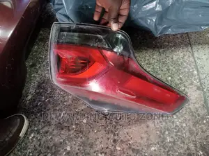 Toyota RAV4 2017 Backlights.
