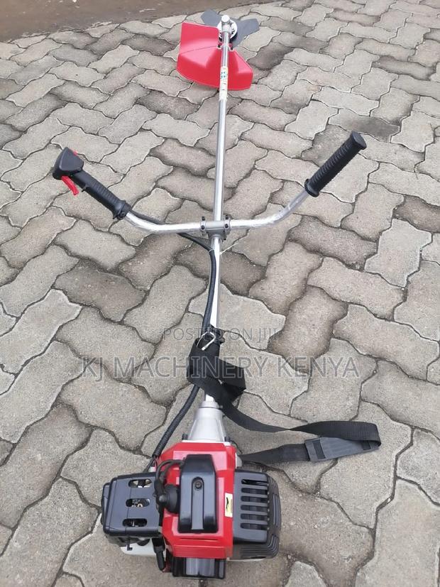 Gasoline Brushcutter and Grass Trimmer-2 Stroke - thumbnail 3