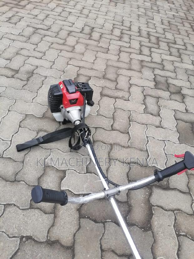 Gasoline Brushcutter and Grass Trimmer-2 Stroke - thumbnail 4