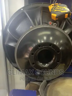Az 20, 18 Inc Bass Speaker