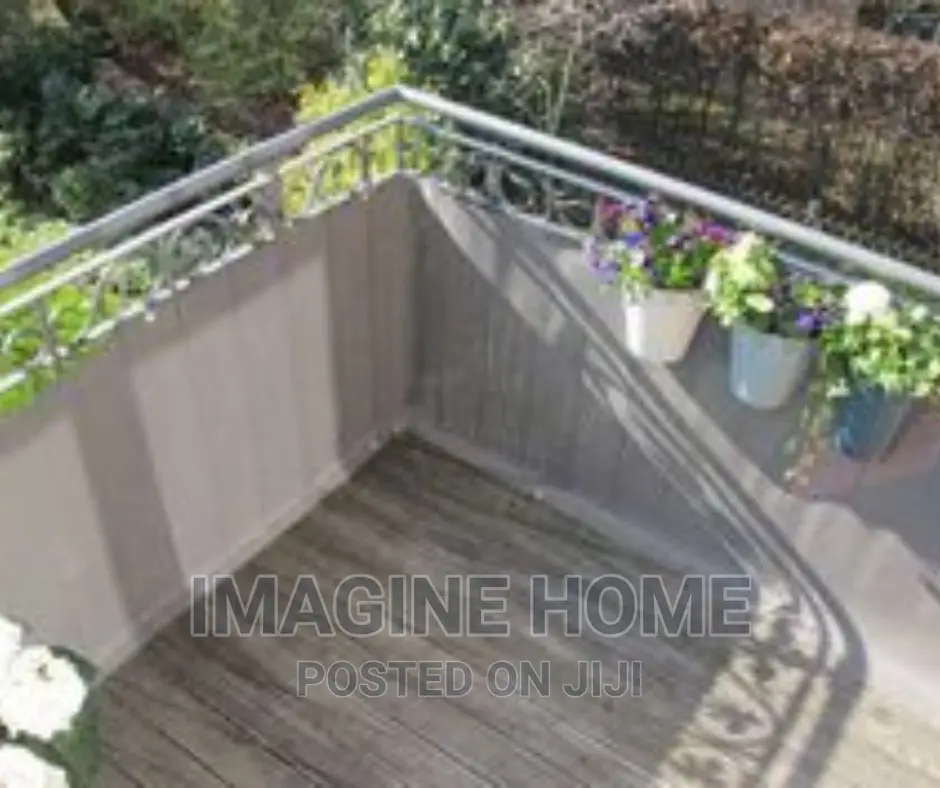 Balcony Dust and Privacy Shield