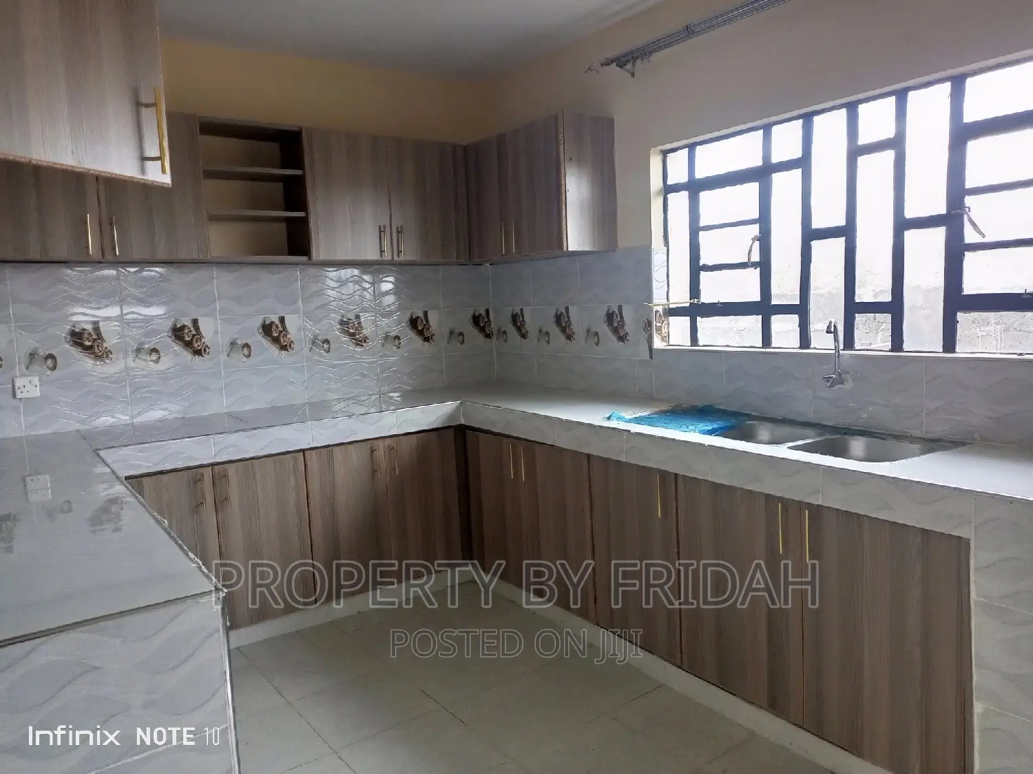 4bdrm Bungalow in Kitengela for sale
