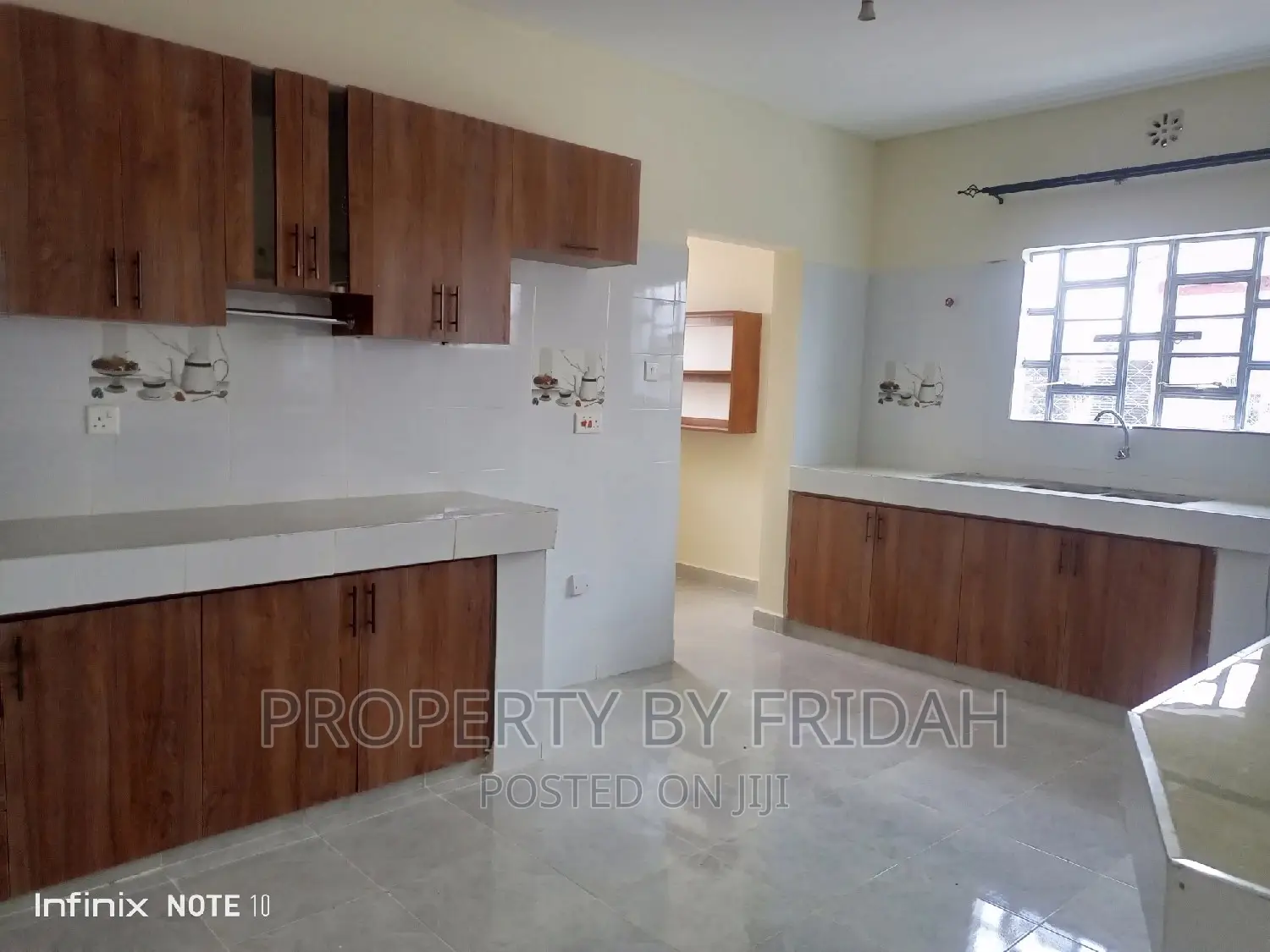 3bdrm Bungalow in Kitengela for sale