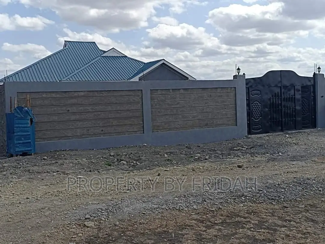 3bdrm Bungalow in Kitengela for sale