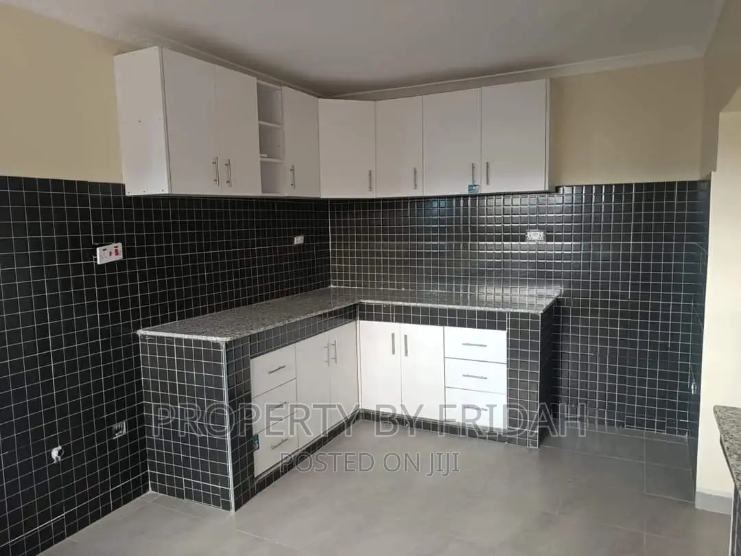 3bdrm Bungalow in Kitengela for sale