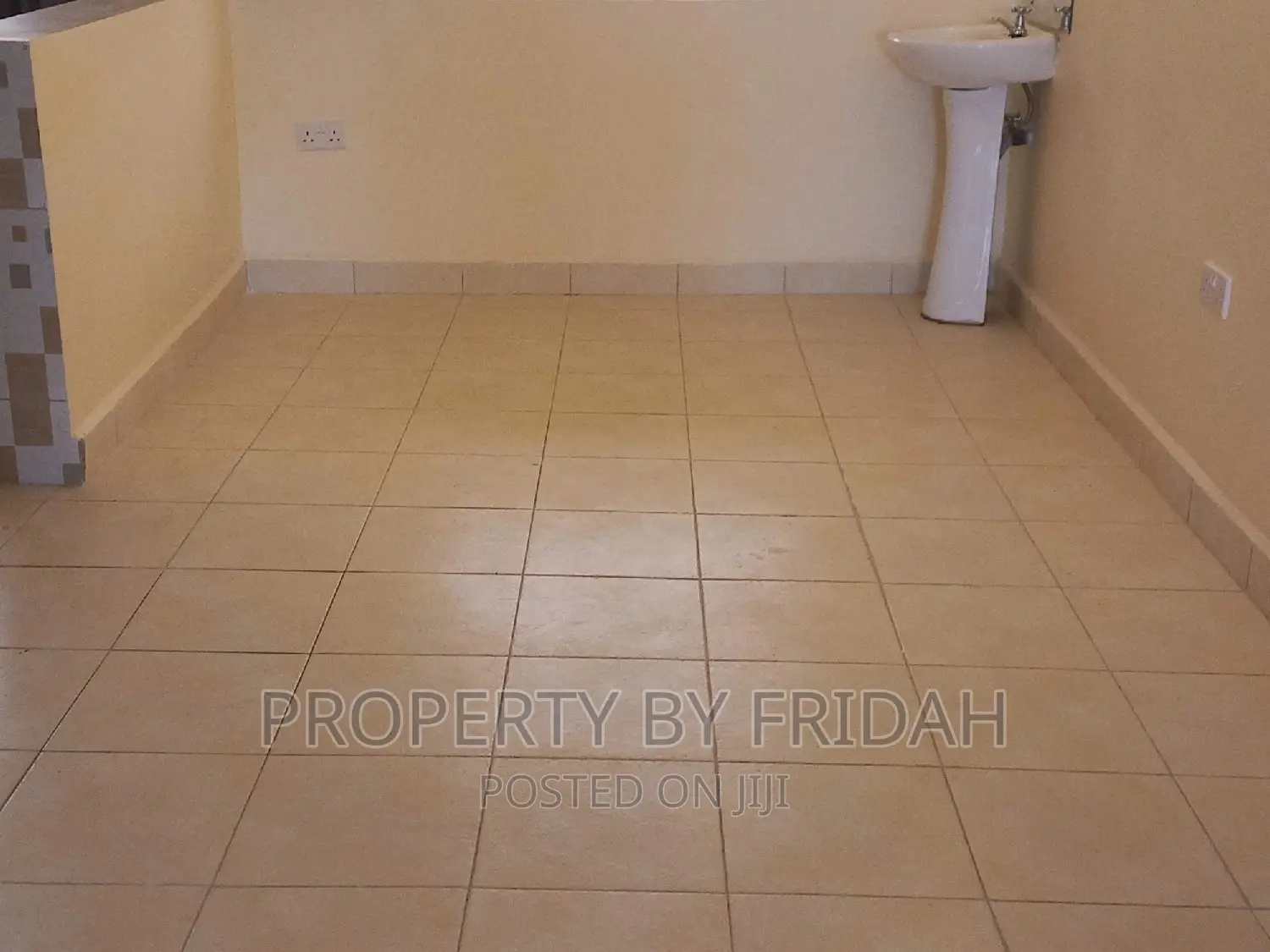3bdrm Bungalow in Kitengela for sale