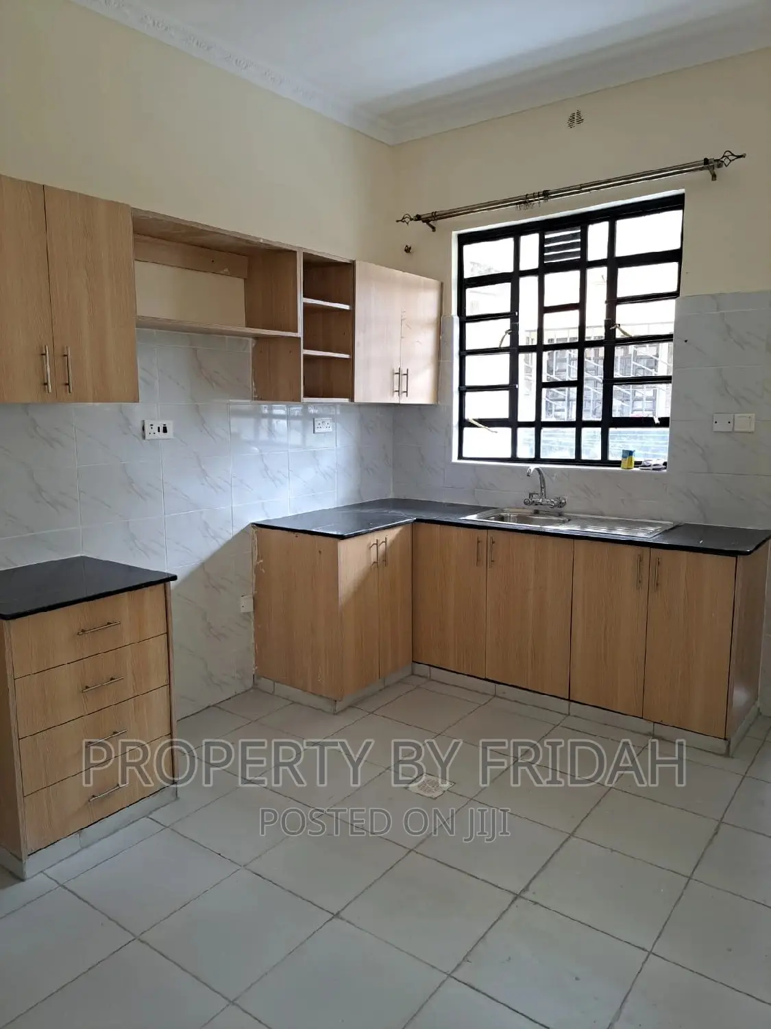 3bdrm Bungalow in Kitengela for sale