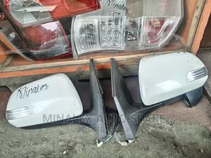 Vanguard Sidemirrors With Indicator