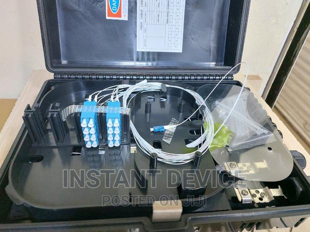 16 Slot FAT Loaded With 1x16 LC/UPC Splitter Adapters