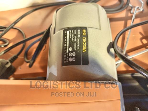 DERA Circular Saw 2200w - main view